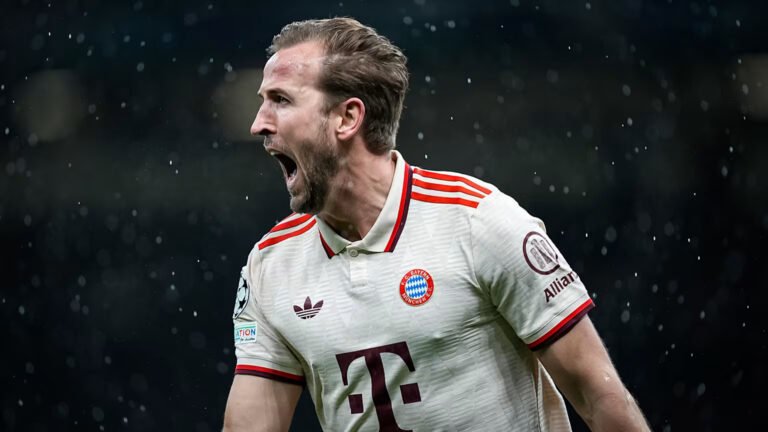 Harry Kane celebrating a Bayern Munich goal