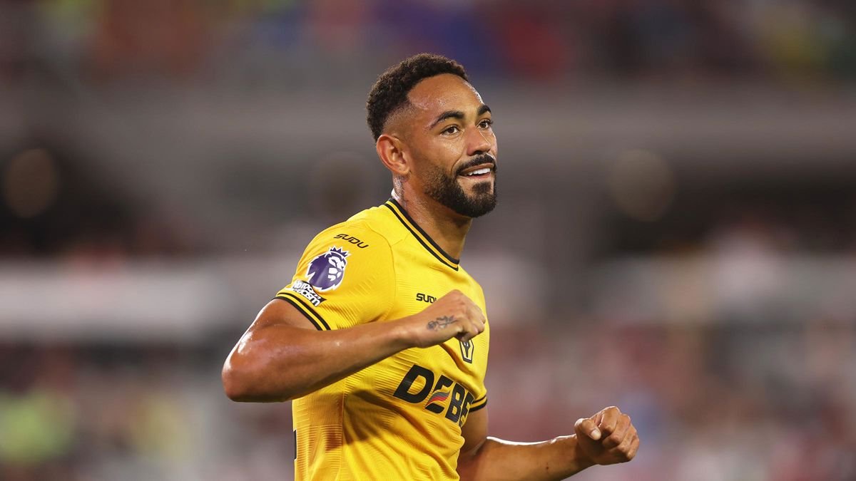 Matheus Cunha in a Wolves shirt in the Premier League