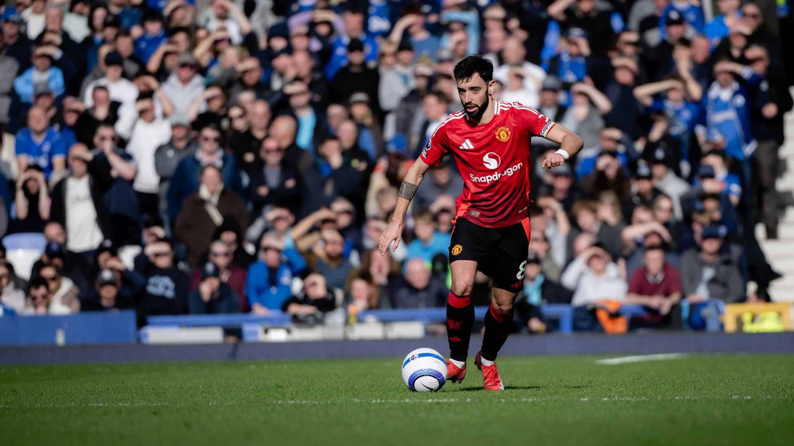 Bruno Fernandes on the ball during a game for Manchester United
