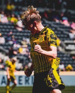 Dortmund Beat Ulsan 1-0 Reach To Knockout Stages 