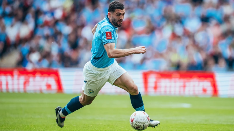 Matteo Kovacic on the ball for Manchester City