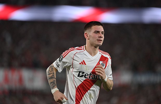 Franco Mastantuono in action for River Plate