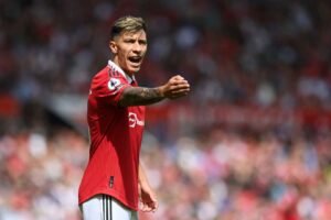 Lisandro Martinez Backs Amorim to Succeed at Manchester United After Disastrous Season