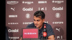 Reinier Jesus giving an interview for Girona