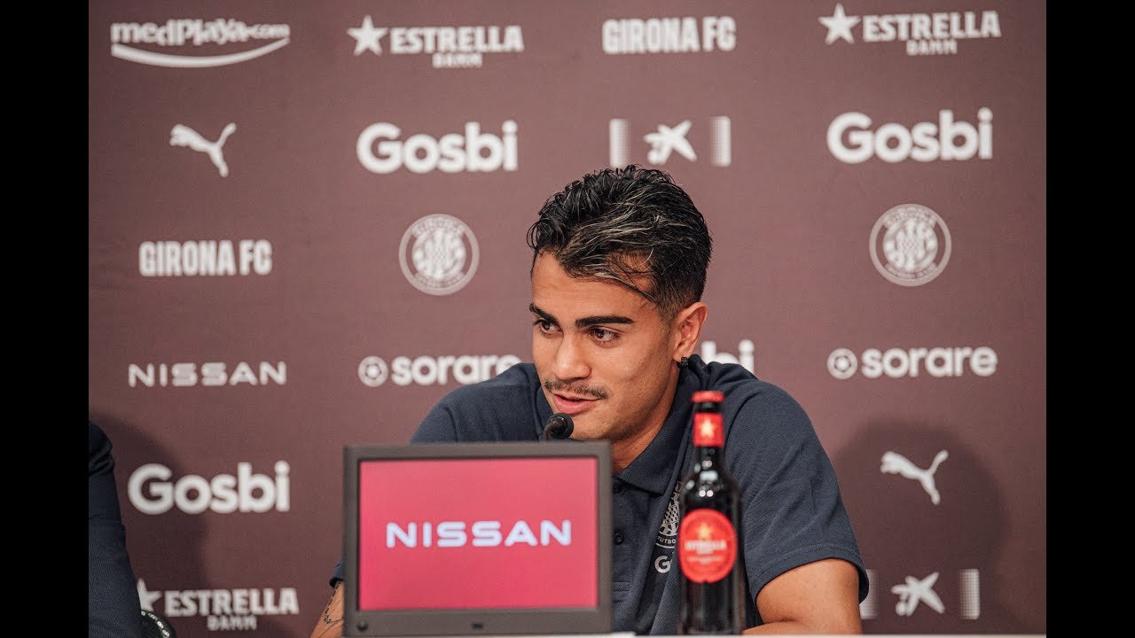 Reinier Jesus giving an interview for Girona