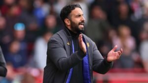 Ruben Amorim standing on the sidelines and urging his players on during Manchester United game against Brentford