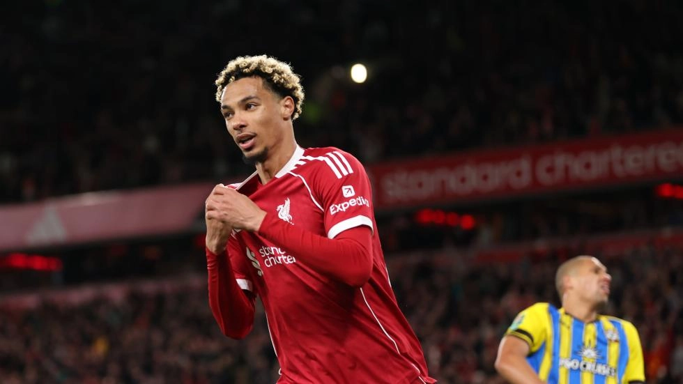 Hugo Ekitike celebrating his late winner for Liverpool against Southampton in the Carabao Cup