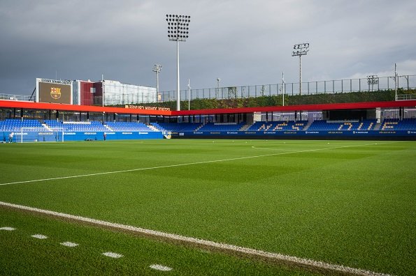 Wide view of the Johan Cruyff stadium