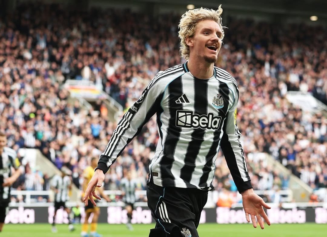 Nick Woltemade celebrating his goal against Wolves for Newcastle United