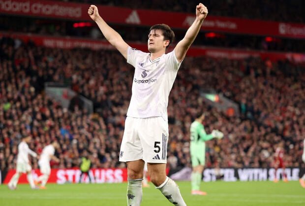 Harry Maguire celebrates goal for Manchester United against Liverpool