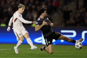Chelsea forward Alejandro Garnacho scoring a goal against Qarabag