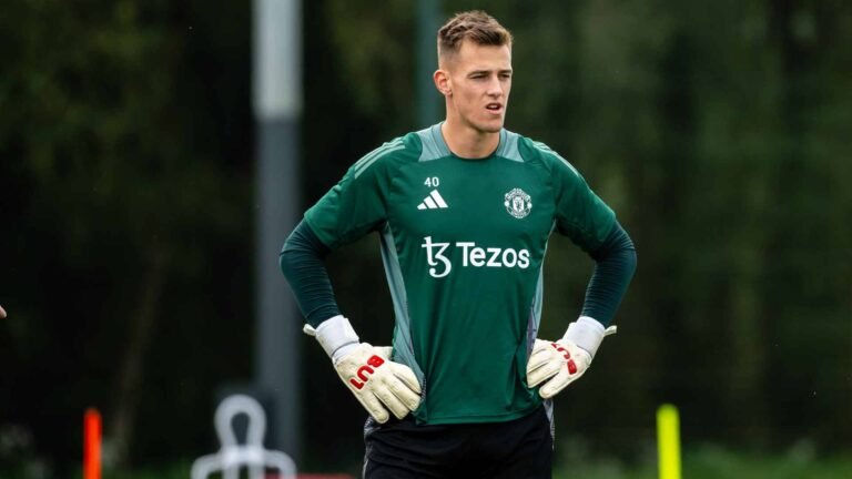 Radek Vitek during training at Manchester United