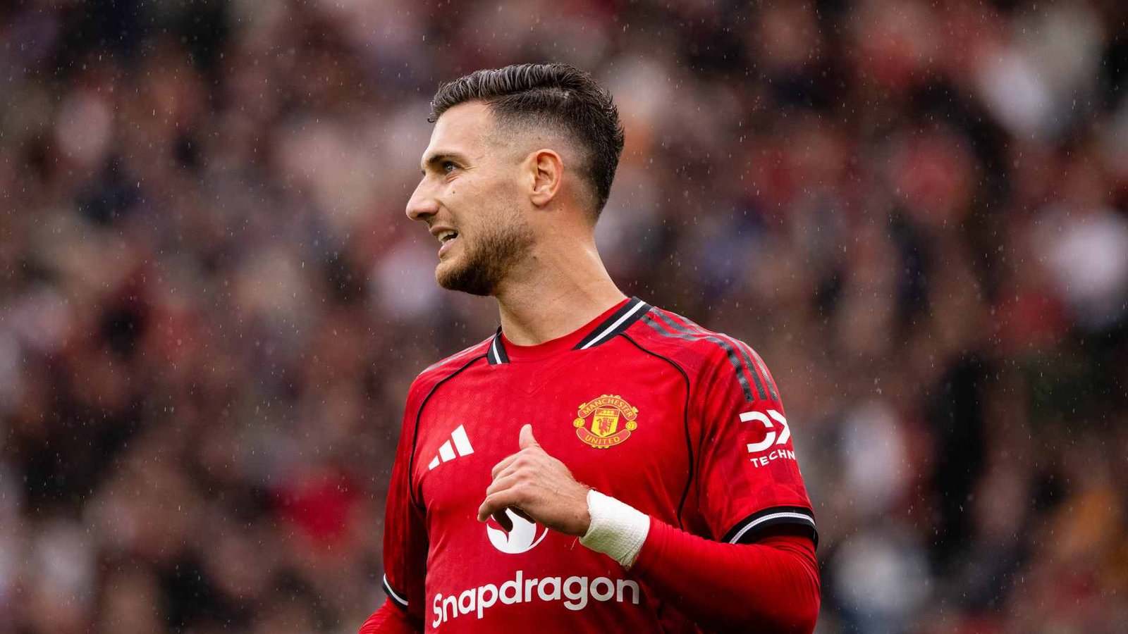 Diogo Dalot in action for Manchester United