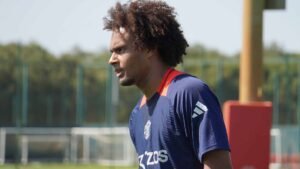 Joshua Zirkzee during training at Manchester United