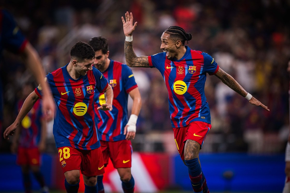 Barcelona players celebrating goal against Athletic Club in Spanish Super Cup semi-final