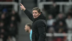 Oliver Glasner on the sidelines during a Crystal Palace game