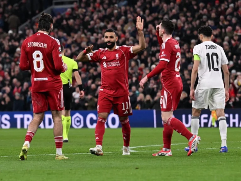 Liverpool players celebrating a goal