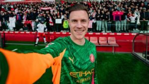 Marc-Andre ter Stegen taking a selfie at Girona's stadium