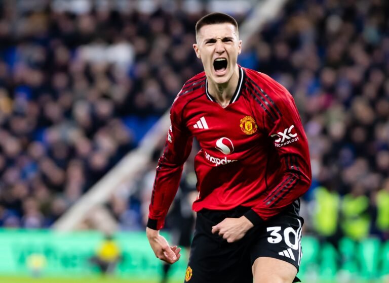 Benjamin Sesko celebrating goal for Manchester United against Everton