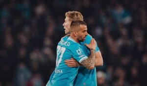 Napoli Comes From Behind to Beat Struggling Lecce 2-1