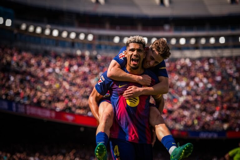Barcelona Dig in After Araujo’s Header to Claim Vital Win Over Rayo Vallecano