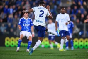 Dumfries Double Inspires Inter Milan Comeback Against Como