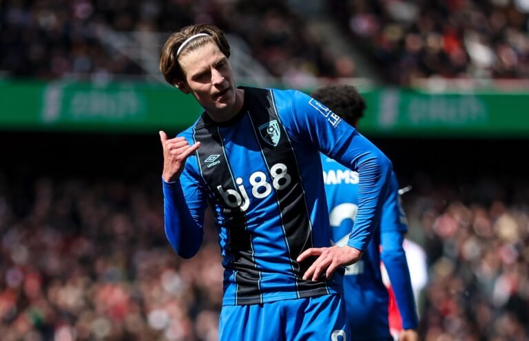 Bournemouth Send Arsenal into Panicking in 2-1 Win