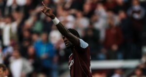 Aston Villa Edge Sunderland in Seven-Goal Thriller to Boost UCL Push