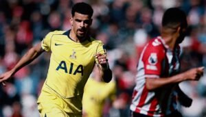 Tottenham Sink Deeper into Relegation Trouble as De Zerbi Loses PL Debut