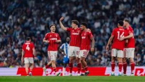 Fernandes’ Outrageous Own Goal Gives Nottingham Forest a Way Back Against Porto