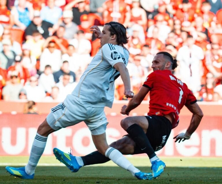 Vedat Muriqi scoring Mallorca's late winner against Real Madrid