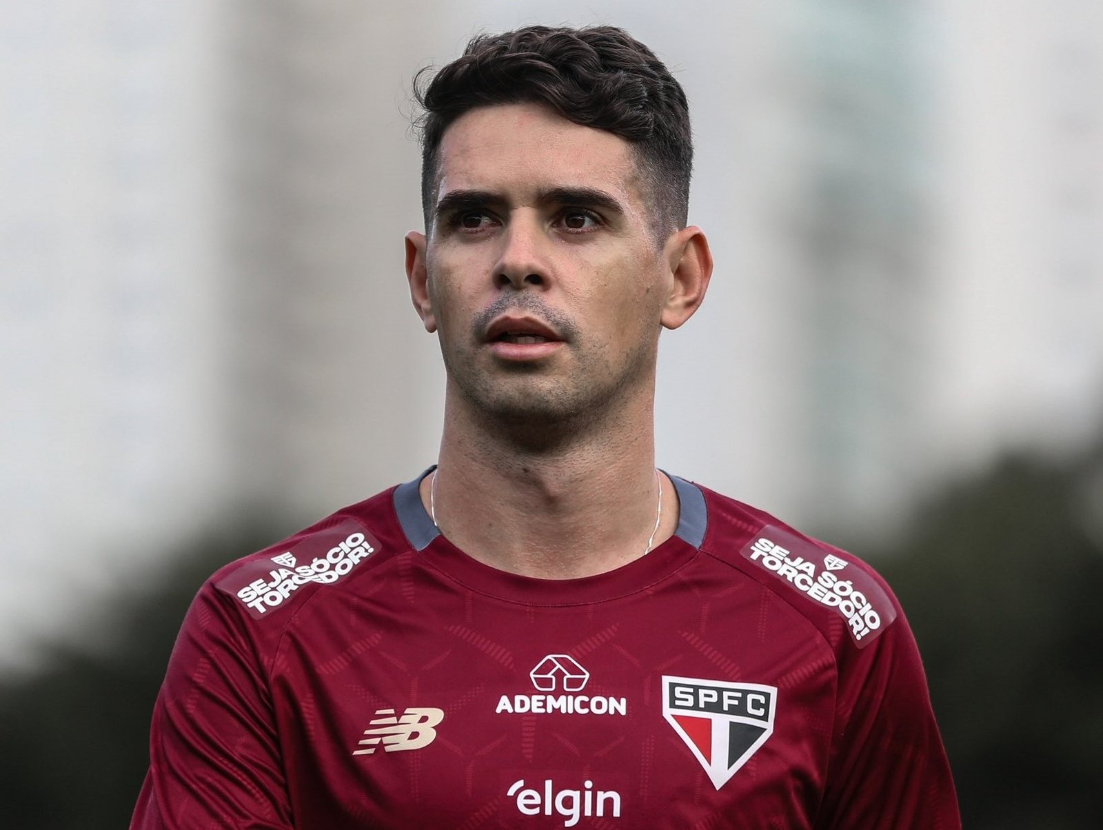 Former Chelsea player Oscar in Sao Paulo colours