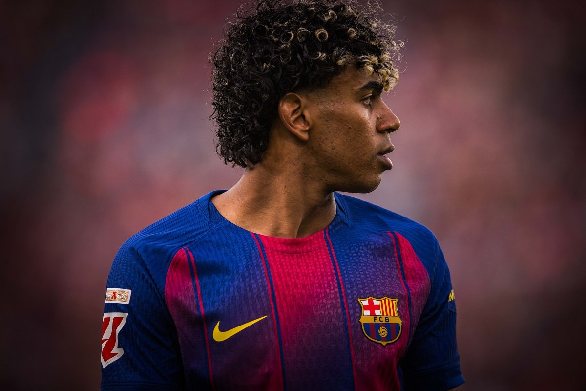 Lamine Yamal in action for Barcelona at Camp Nou