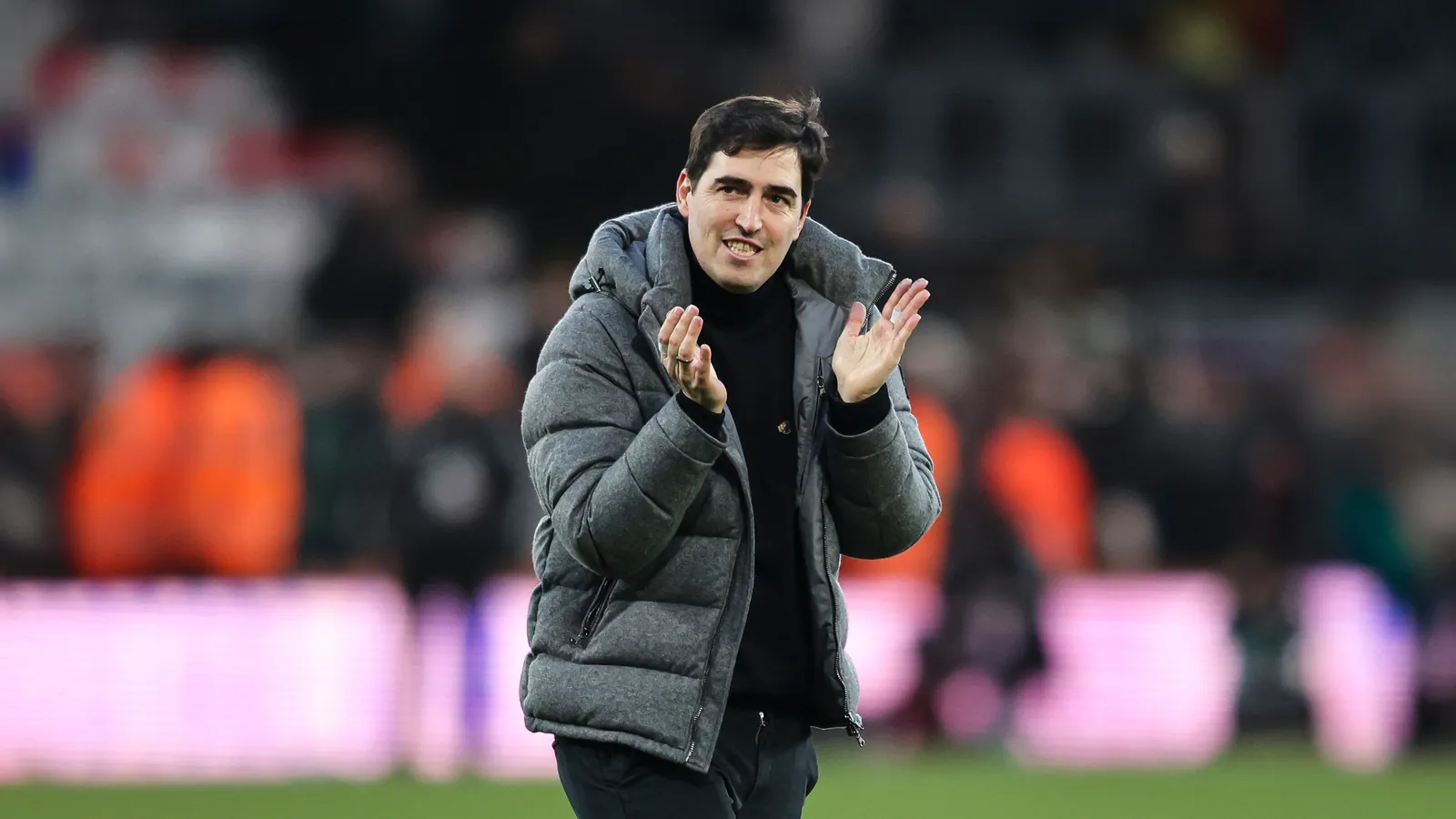 Andoni Iraola applauding fans at Bournemouth