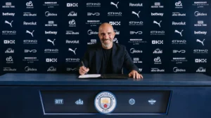 Enzo Maresca signing new contract at Manchester City