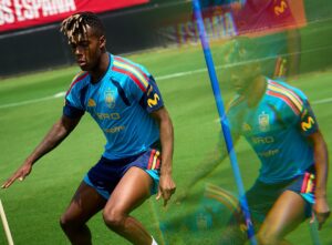 Nico Williams training at Spain World Cup camp
