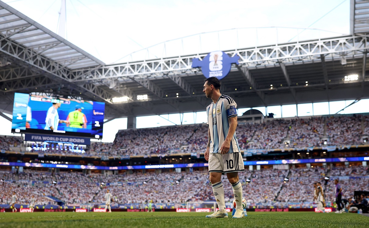 Lionel Messi taking a corner