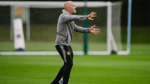 Manchester City coach Enzo Maresca directing a team training