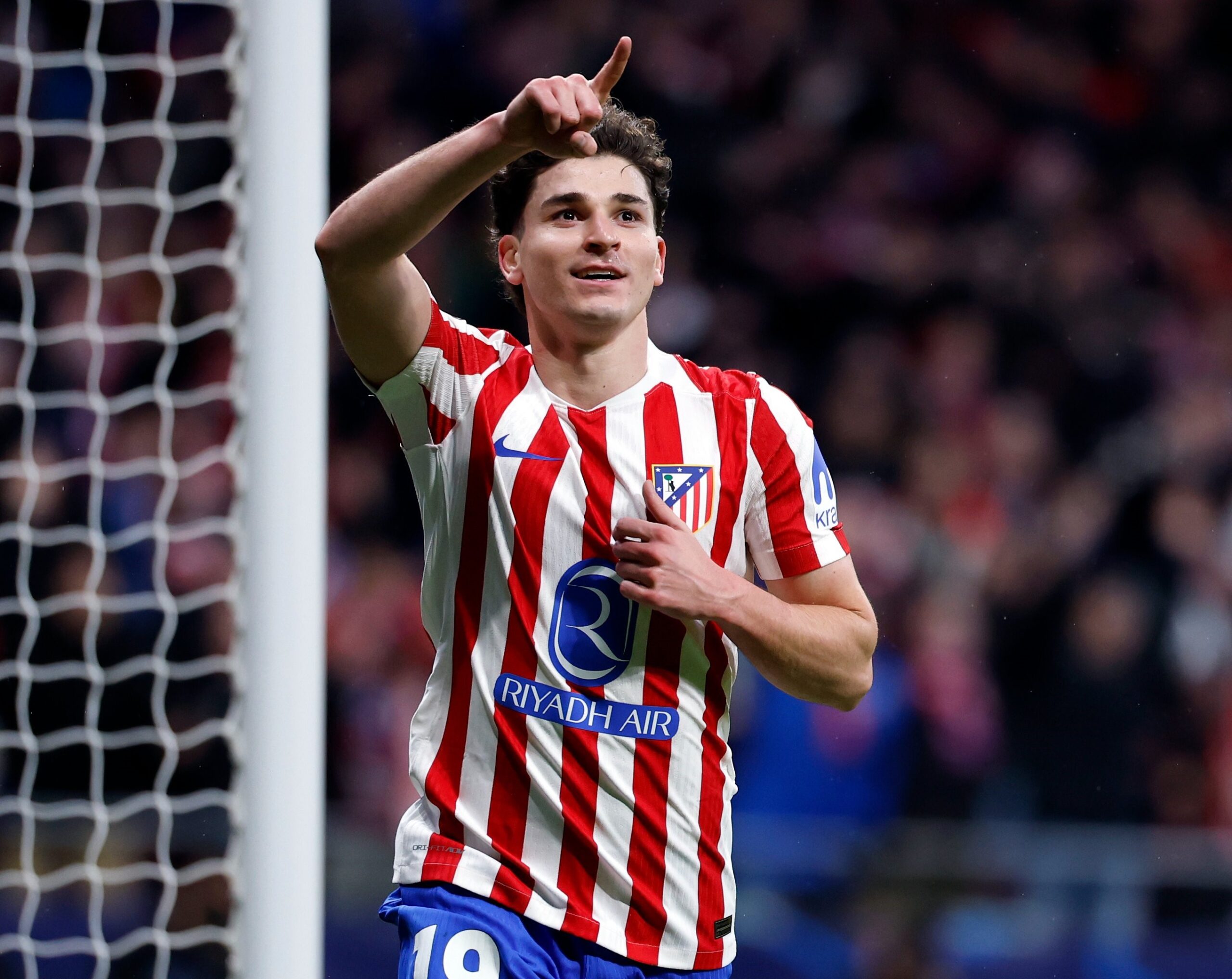 Julian Alvaraez celebrating a goal for Atletico Madrid