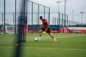 Benjamin Sesko on the ball during a training exercise