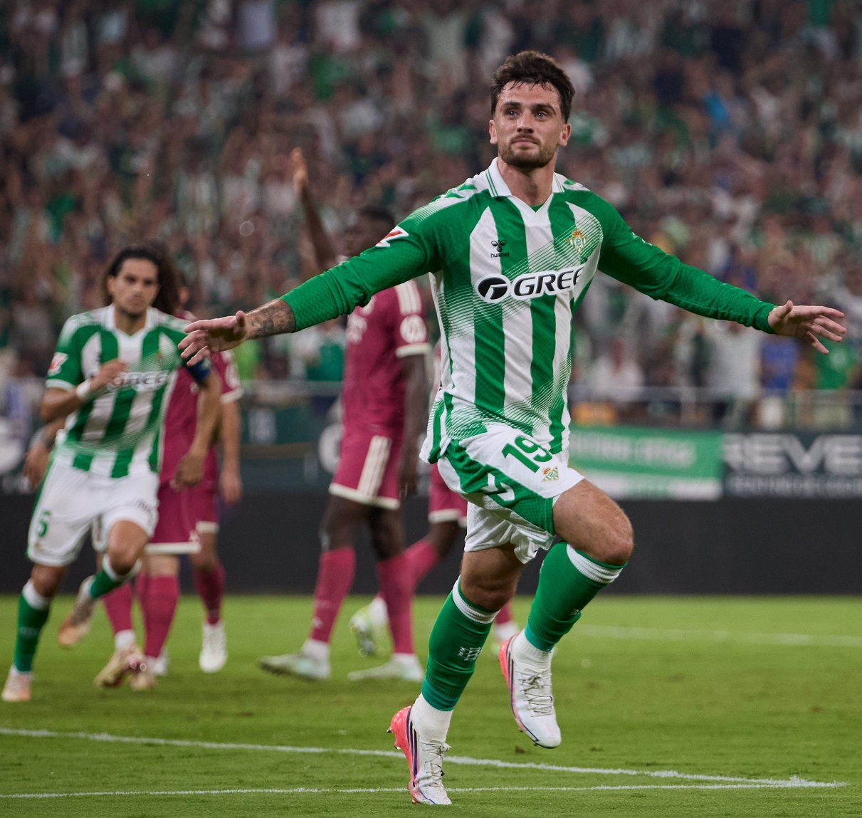 Troy Parrott celebrating goal for Real Betis