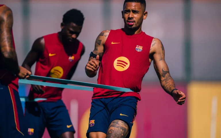 Gabriel Jesus in Barcelona training