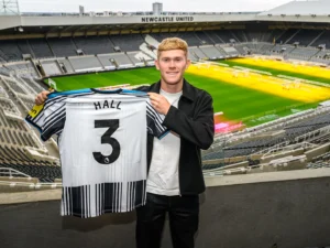 Lewis Hall on Rejecting Manchester United to Stay at Newcastle: “It Was a No Brainer Really”