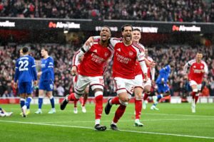 Gabriel’s excellent header caps Arsenal victory over Everton