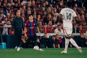 Xavi Espart out for seven weeks in injury headache for Barcelona